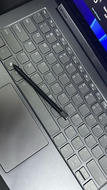 HP: Lenovo Yoga noutbuku – yüngül 2 ın 1 Cpu İntel Core i5-1035G4 8nüvə — 1