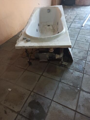 caquzi: Ağ rəngdə, hidro-masaj funksiyalı vanna. Ev şəraitində rahat və — 2