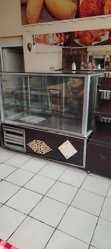 Kassa avadanlığı: Quru vitrin satılır – soyuducu kimi də işlətmək olar. Xüsusiyyətlər — 1