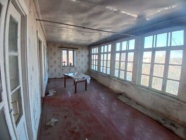 xacmazda tecili satilan evler: Maştağa qəs. 3 otaqlı, 116 kv. m, Təmirsiz — 3