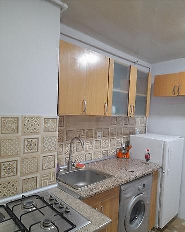 bina az ru: Bayilda ibrahim memmedov kucesinde 2 otaq 50 kv 163 sayli mektebin — 2