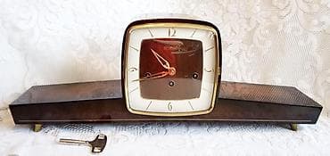 satt: 1/4 masaüstü saat.alman malı.15 degigede bir musigi çalır.tam saatda — 5