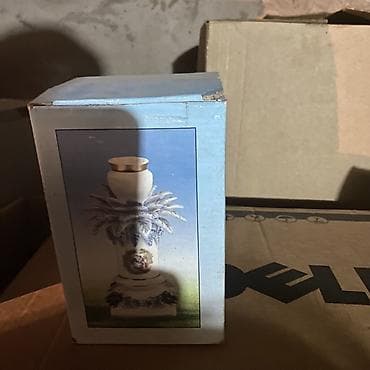 Dekorativ klassik şamdan/vaso fiquru (qutuda) - Material