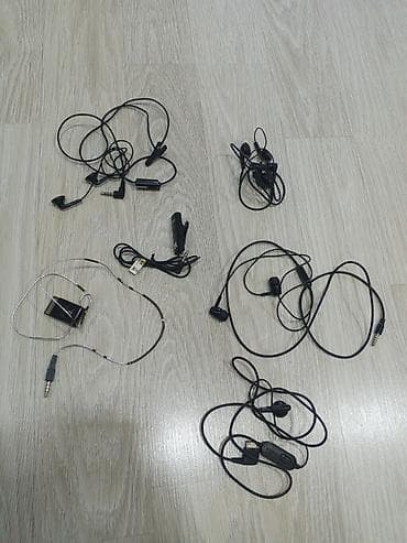 Mikrofonlar: Məhsul: Simli qulaqlıqlar və aksesuarlar dəsti hansı satılır biri — 1