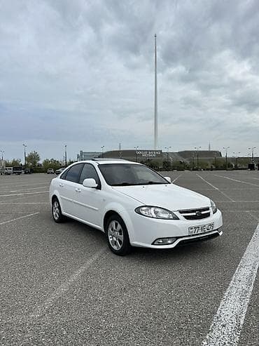 niva 4 qapi: Chevrolet Lacetti: 1.5 l | 2022 il 140000 km Sedan — 2