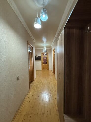 bahar qəsəbəsində həyət evləri: Suraxanı 3 otaqlı, 115 kv. m, Orta təmir — 15