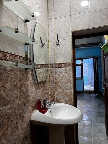 ev kire: Kirayə qalmaq üçün tam mebellı mənzil.2 otaxlı heyet evi tam temirli — 8