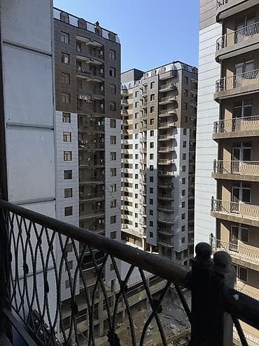 8 mikrorayon: 2 otaqlı, Yeni tikili, 60 kv. m — 8