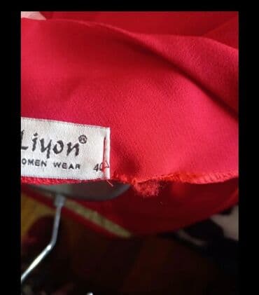 sumqayitda jaket: 48 raz.jaket lap az geyilib 15 man. qalanları fərqli qiymətə satılır — 4