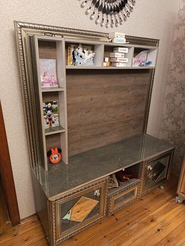 Seyflər: İşlənmiş, TV stend — 2