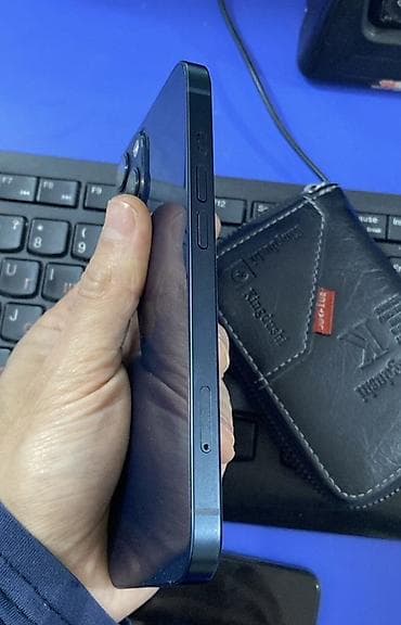 ayfon quba: IPhone 13, 128 GB, Midnight, Barmaq izi, Face ID — 3