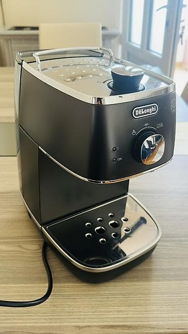 Qəhvə maşını Delonghi, Borulu, Su qabı ilə — 2