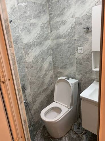 kirayr evler: Gənçlik metrosuna yaxınKral şadliq evinə yaxın 5 mertebeli binanın — 7