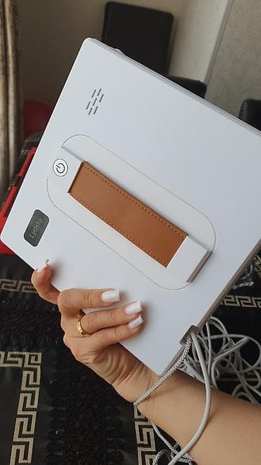 Pəncərə silən.500azn.Nümunə olaraq açılıb.Yenidir