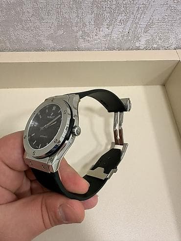 amerika saati: Yeni, Qol saatı, Hublot — 8