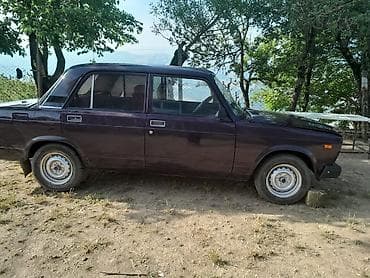 vaz 21 015: VAZ 2107 sedan - Korpus: 4 qapılı, tünd bənövşəyi rəng - Mühərrik — 3