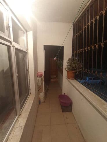 bakixanovda kiraye evler 2024: Köhnə günəşli,İnqilab ismayılov parkının yanı,Bazar store ilə üzbəüz,9 — 8