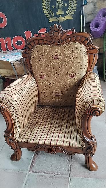 kafe divanı: İşlənmiş, Klassik divan, Divan, Bazasız, Açılmayan — 6