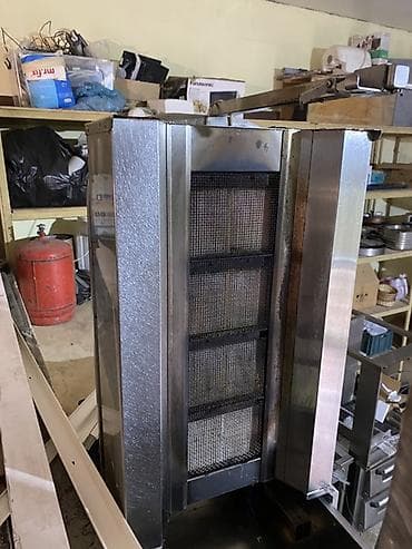 Konteynerlər: Peşəkar iaşə avadanlıqları paketi Tərkib: - Dönər ocağı: paslanmayan — 2