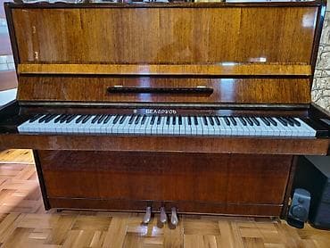 samdanlar ve saat: Piano, Akkord, Akustik, İşlənmiş — 5