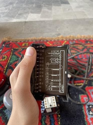 авто реле: Sənaye avtomatlaşdırma və siqnalizasiya üçün elektrik komponentləri — 2