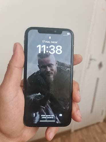 ifon 11: IPhone 16 Pro, 64 GB, Matte Silver, Qırıq — 1