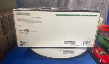 metbex tavan modelleri: Коллекционная модель Ford Mustang Shelby GT500 blue with white stripe — 6