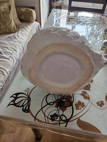 ördək gülü: Təcili!!! Yaxşı vəziyyətdə olan ördək meyvə qabı satılır.Qiymet 60 — 3