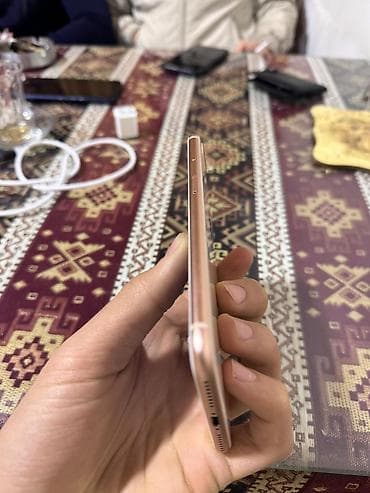 телефон fly li lon 3 7 v: IPhone 8 Plus, Золотой, Отпечаток пальца — 7