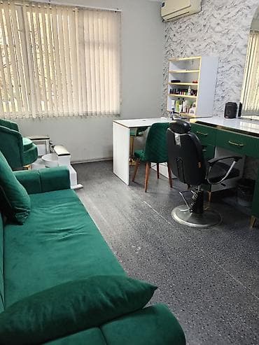 pedikur masasi: Gözəllik studiyası üçün tam təchizatlı iş guşəsi - Vizaj və saç üçün — 1