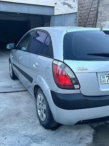 range rover 1999: Kia Rio: 1.5 l | 2008 il Hetçbek — 1