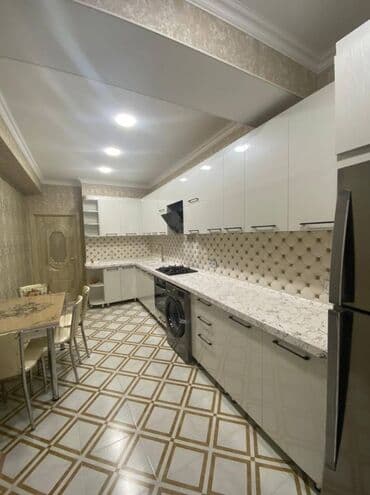 hezi aslanov evler: Həzi Aslanov metrosunun yaxınlığında 17 mertebeli binanın 11-ci — 13