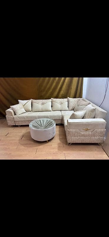 Künc divan, Divan