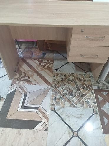 köhnə mebellərin satışı: Tam yeni kimidir. real alicilar elaqe saxlaya biler — 2