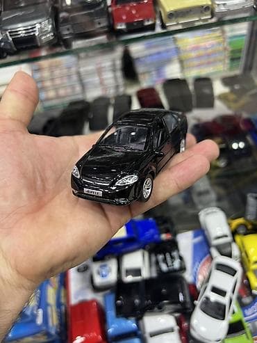 Daewoo: Daewoo Centra Miqyaslı metal model avtomobil – sedan - Korpus — 2