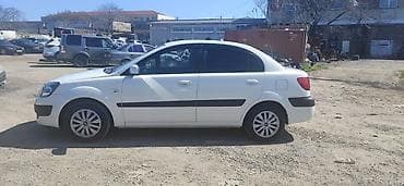 avito az: Kia Rio, 2009-cu il – dizel, avtomat sürətlər qutusu. - Kuzov: sedan — 6