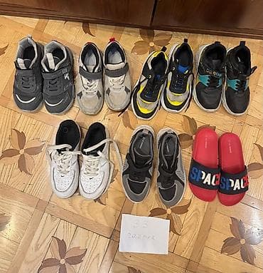idman destleri: Uşaq ayaqqabıları dəsti – 33 ölçü Bir neçə cüt idman ayaqqabısı və — 7