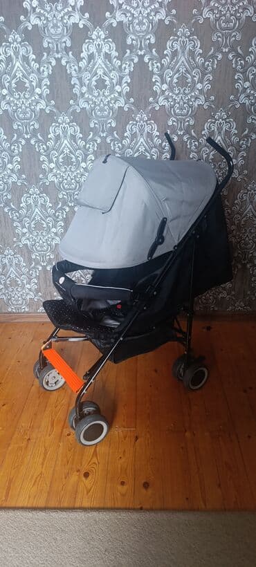 tutacaqlı xodunkalar: İki tutacaqlı araba, Yaş: 6-12 ay — 9