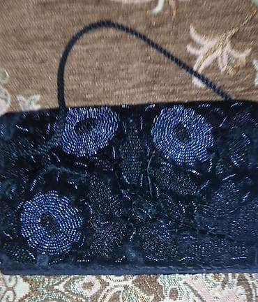 El cantasi(toyluq uq pedikul) teze islenmeyib ustu tikmelerle qasli