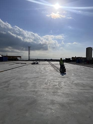 pitiminutka təmiri: Xidmət: Beton döşəmə və sənaye mərtəbələrinin hazırlanması Təsvir: - — 5
