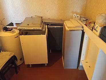 metbex: Ideal veziyyetde metbex mebeli satilir işlenmeyib evden köcuruk deye — 1