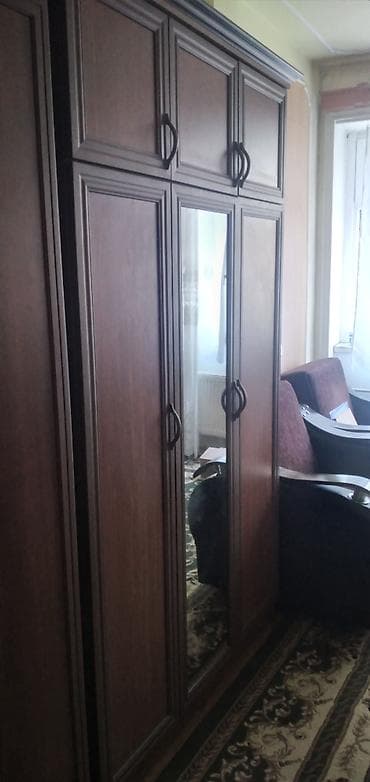 2 el kombi dolabı: 4 hissəli şkaf-qarderob. Əla vəziyyətdədir. Geniş və rahat. Rəşad — 1