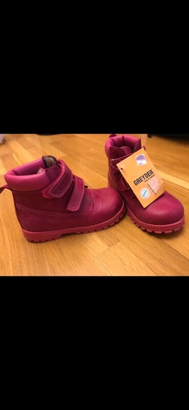 qiz usagi ucun ayaqqabilar: Yenidir. 70 manata alinib
Marka: Greyder — 1