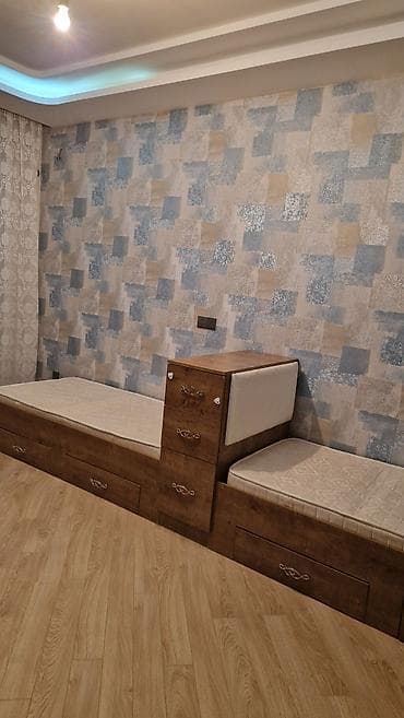 ev kiraye: MAKLER NARAHAT ETMƏSİN ! 28 may metro çıxışında 3 otaqlı. 2 balkon 2 — 9