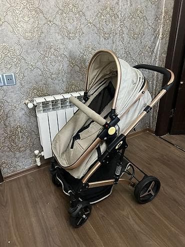 moms 4: Çıxarıla bilən beşikli araba — 1