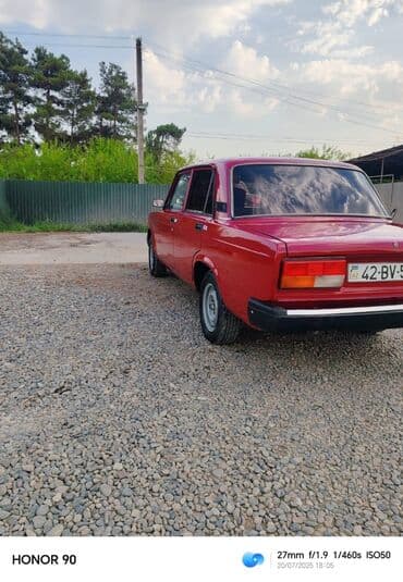 kridit maşınlar: VAZ (LADA) 2107: 1.5 l | 2006 il 85000 km Sedan — 2