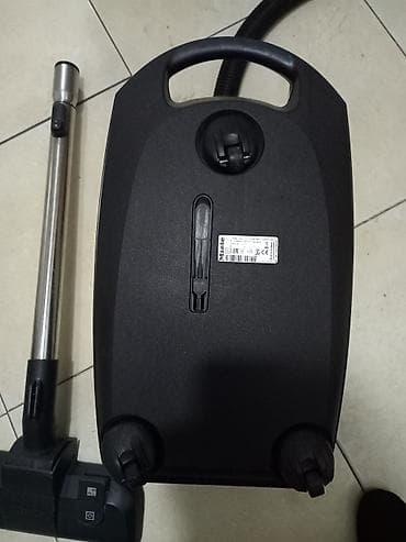 lenyes classic set: Miele Classic C1 PowerLine torbalı tozsoran - Güclü və səmərəli — 3