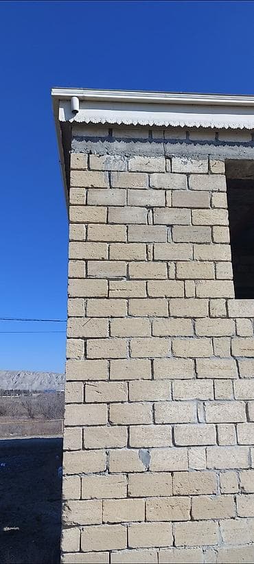 ucuz heyet evi: 130 kv. m, 4 otaqlı, Kommunal xətlər qoşulmayıb — 4