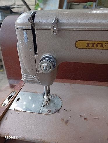Podolsk tikiş maşını – mexaniki, əl çarxlı model Xüsusiyyətlər: - — 2