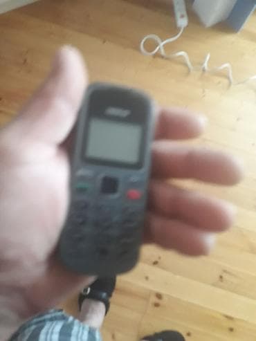 klaviatura bluetooth: Sadə düyməli mobil telefon - Rəng: tünd boz/göy çalar - Kompakt — 1